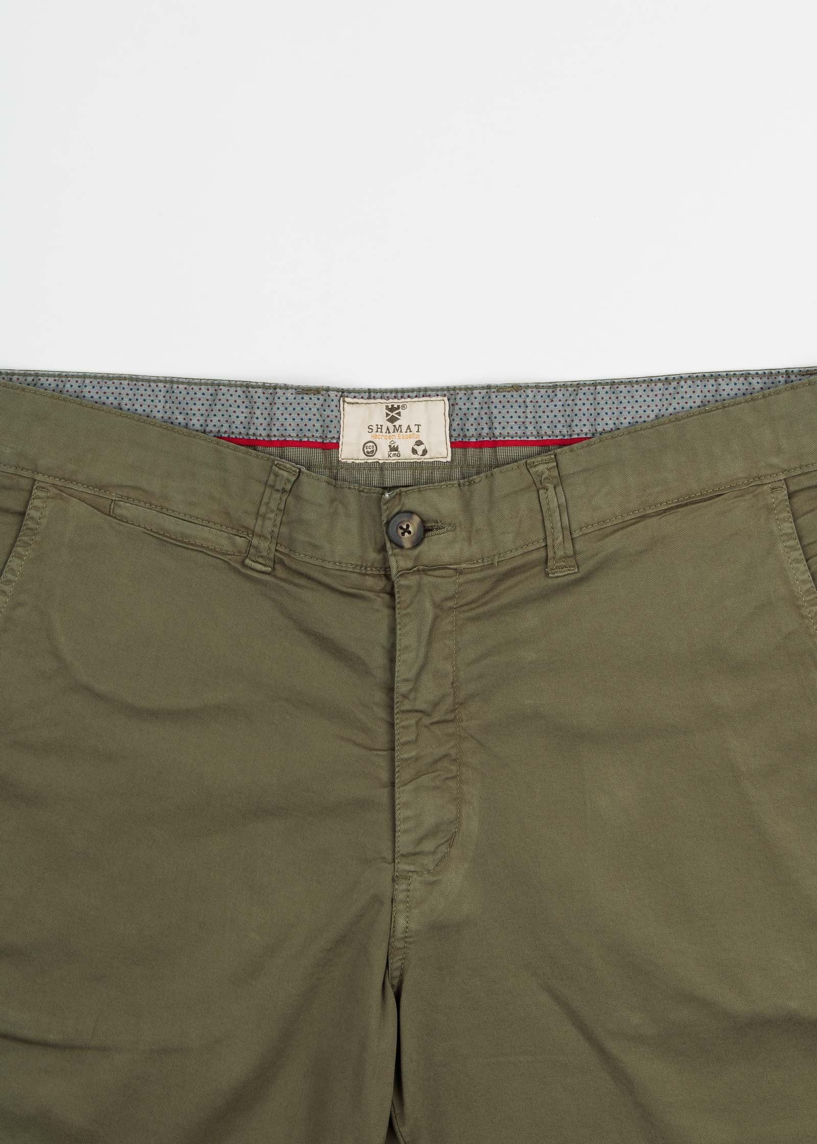 Chinese dyed Bermuda shorts