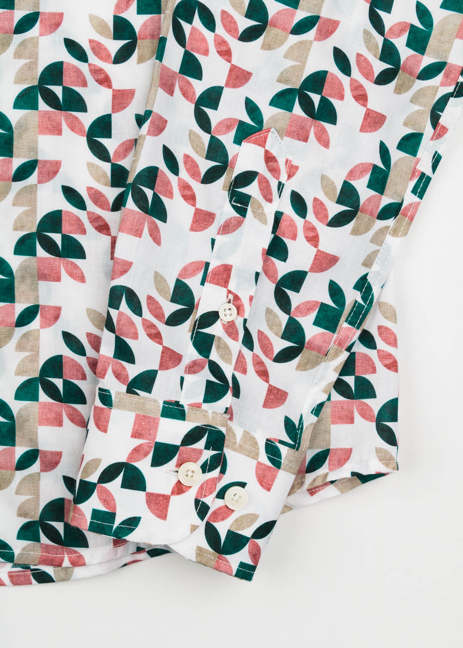 VOILÈ GEOMETRIC PRINTED SHIRT M/L