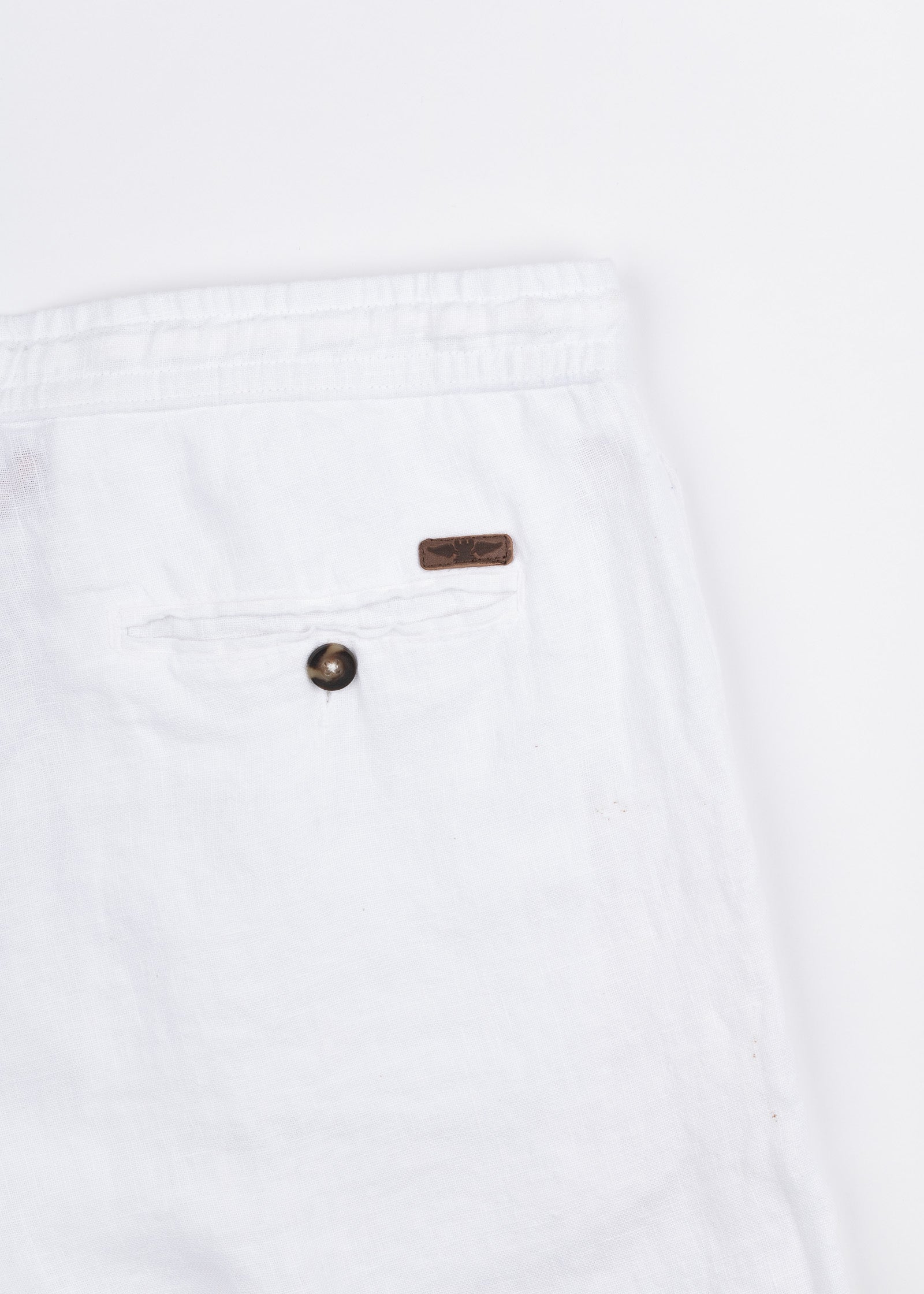 LINEN BERMUDA SHORTS WITH DARTS