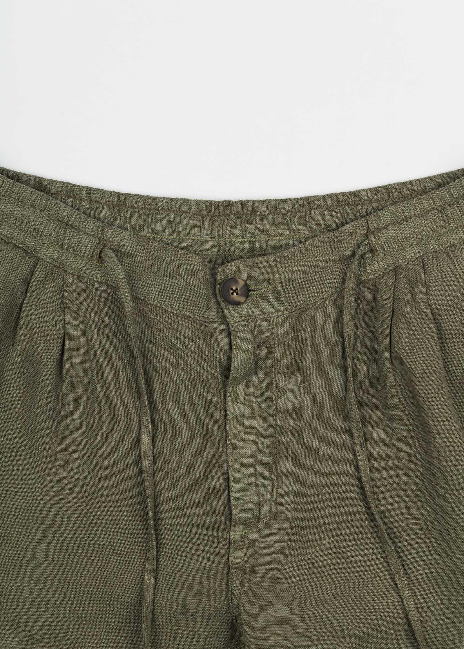 LINEN BERMUDA SHORTS WITH DARTS