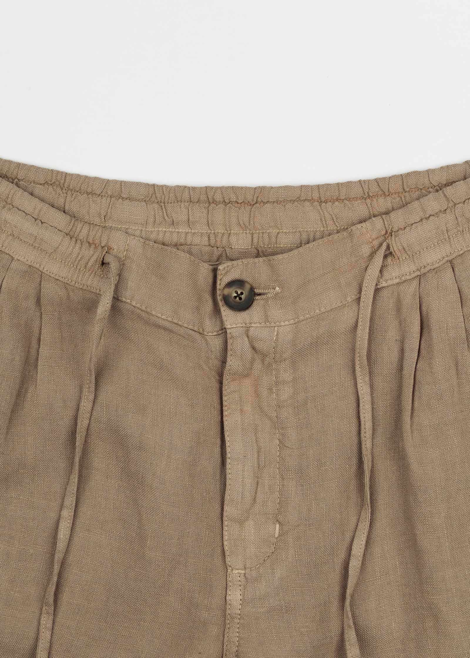 LINEN BERMUDA SHORTS WITH DARTS