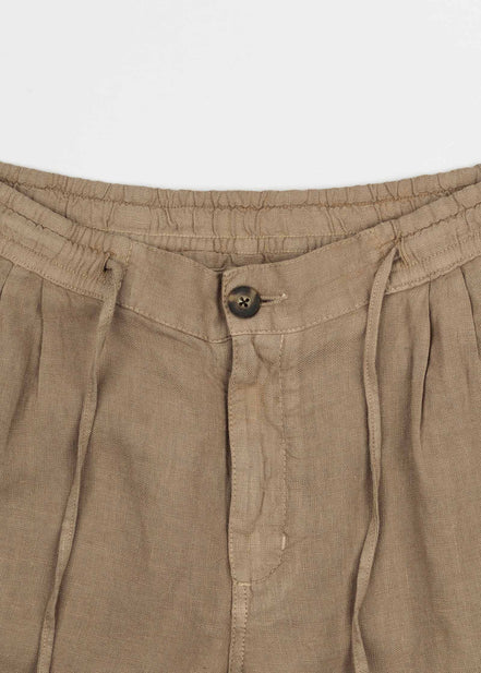 LINEN BERMUDA SHORTS WITH DARTS